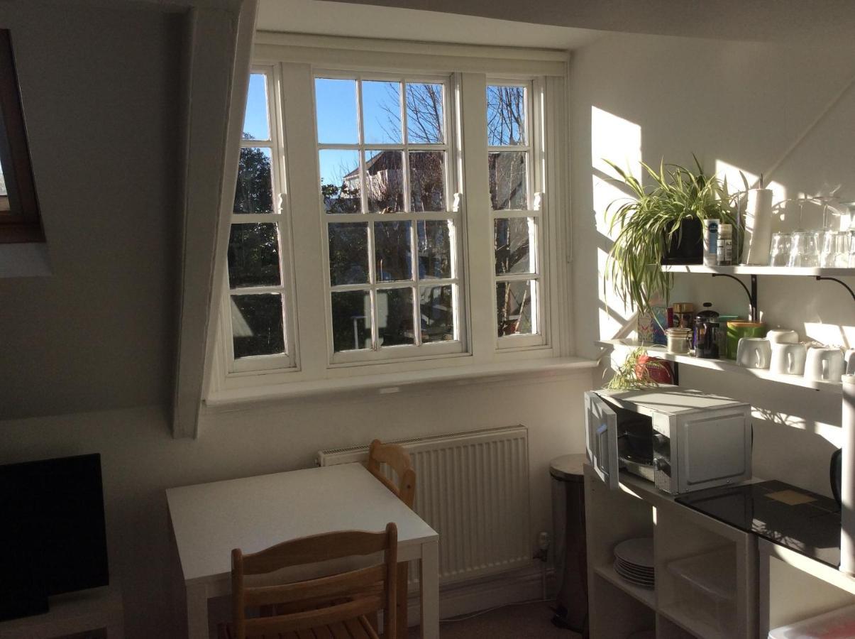 Cosy Loft Apartment In Georgian Home Plymouth Exterior photo